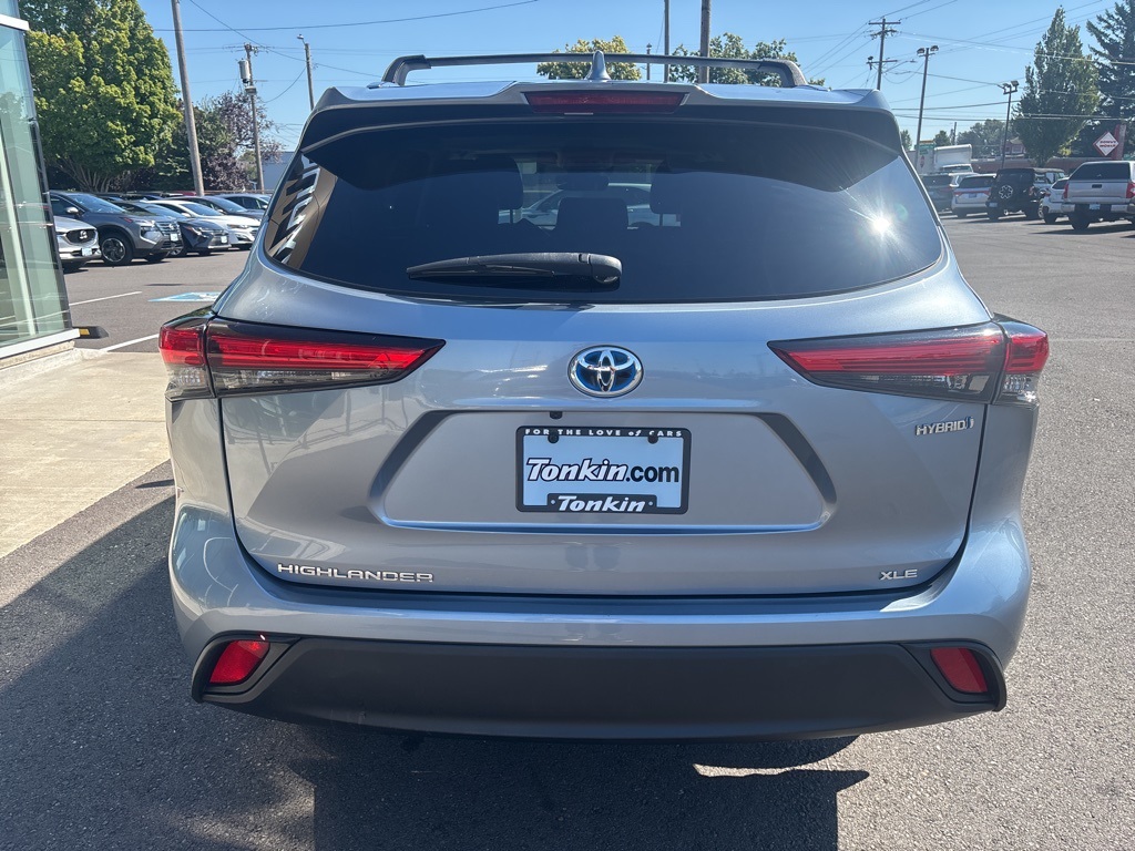 2021 Toyota Highlander Hybrid XLE photo 6