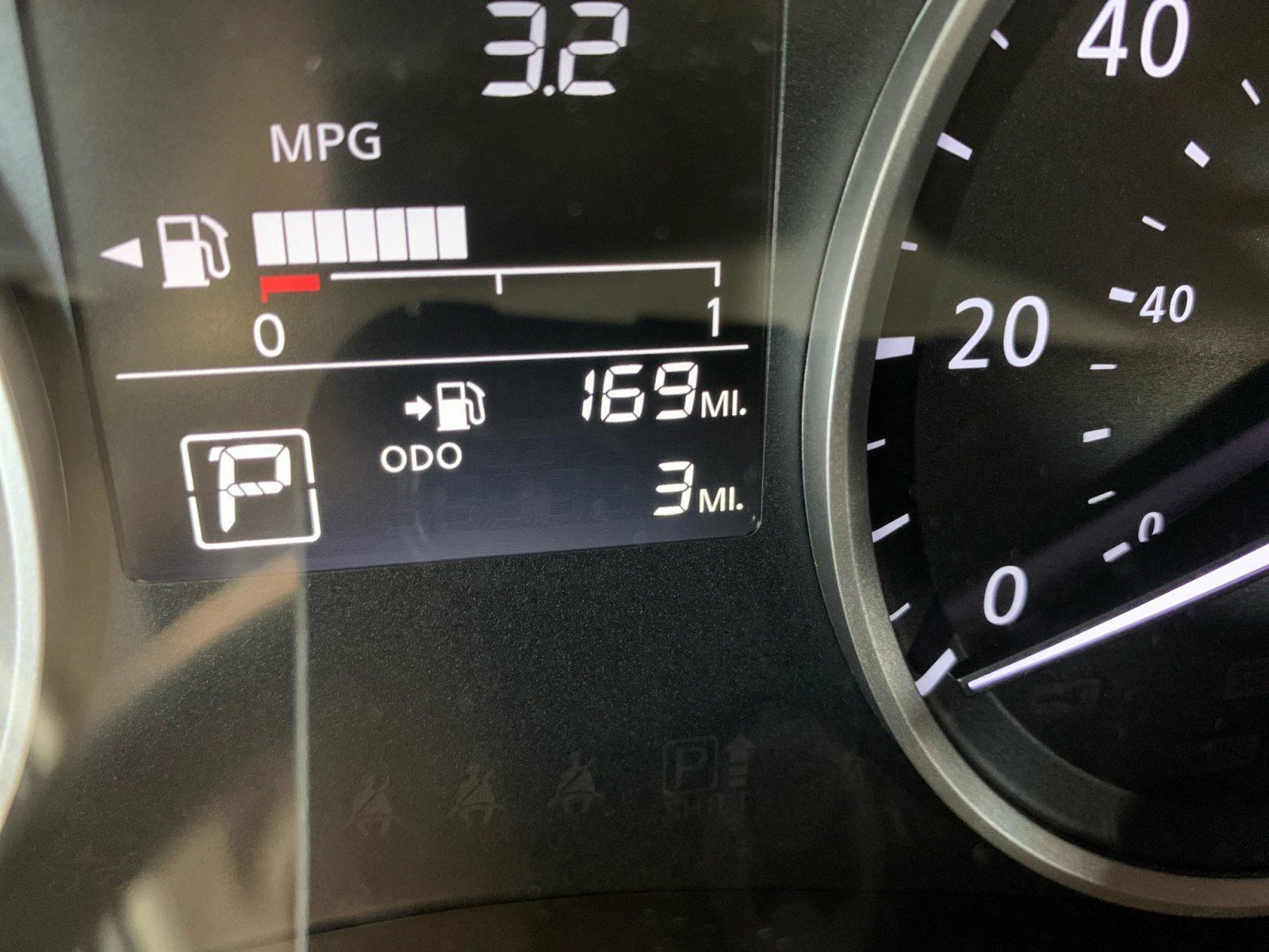 2025 Nissan Versa S photo 24