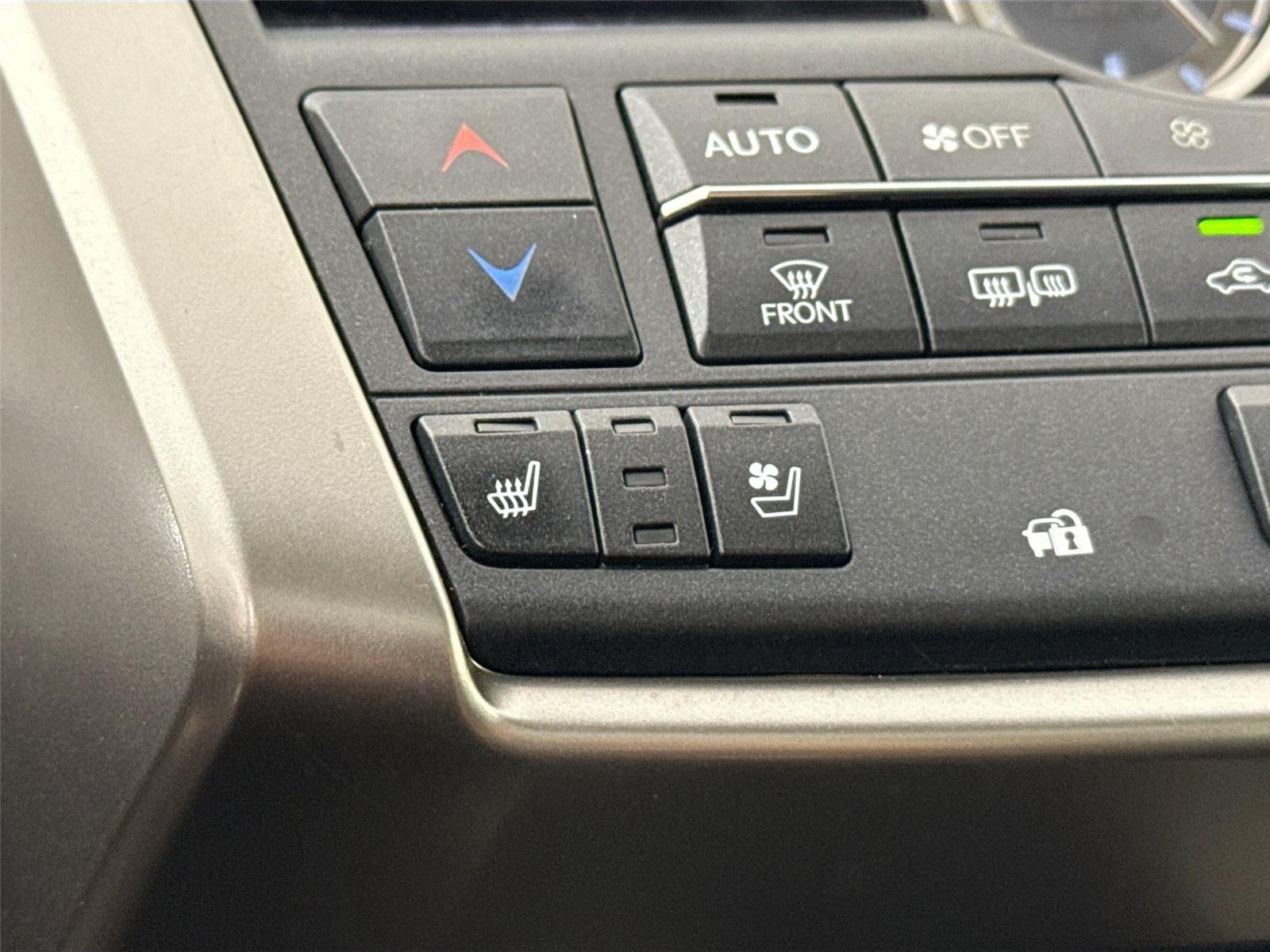 2017 Lexus NX 200t Luxury photo 33