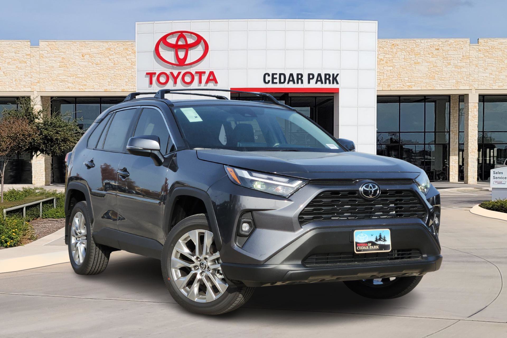 2025 Toyota RAV4 XLE Premium's photo