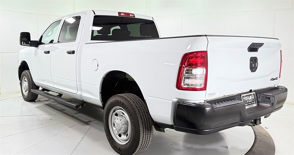 2024 Ram 2500 Tradesman photo 4