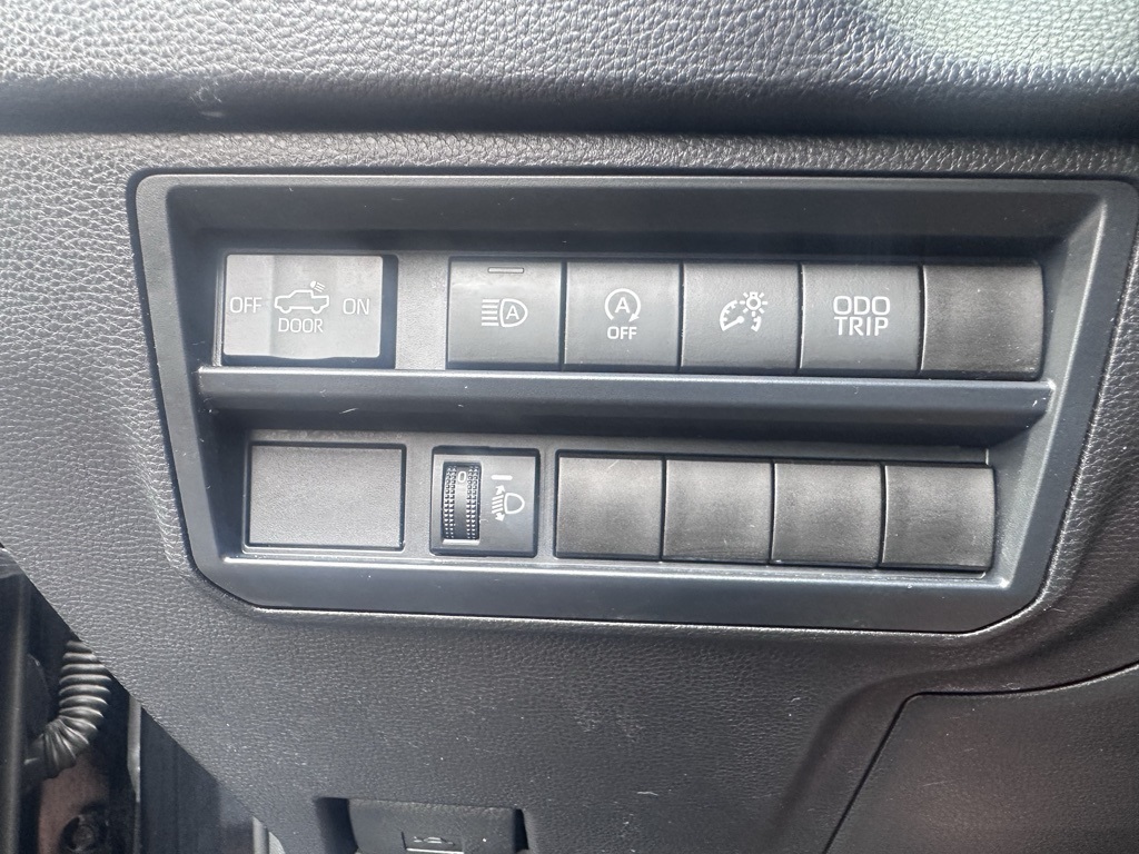 2024 Toyota Tundra SR5 photo 5