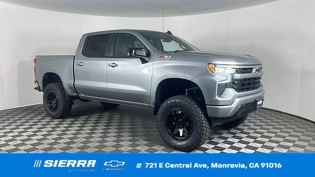 New 2025 Sterling Gray Metallic Chevrolet RST image 1