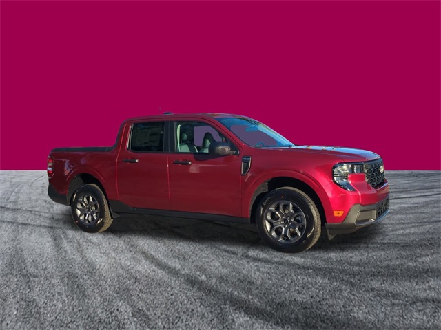 2025 Ford Maverick XLT photo 2