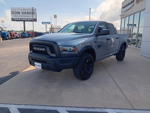 2024 Ram 1500 Classic Warlock photo 2