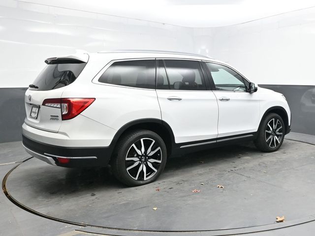 2022 Honda Pilot Touring photo 2