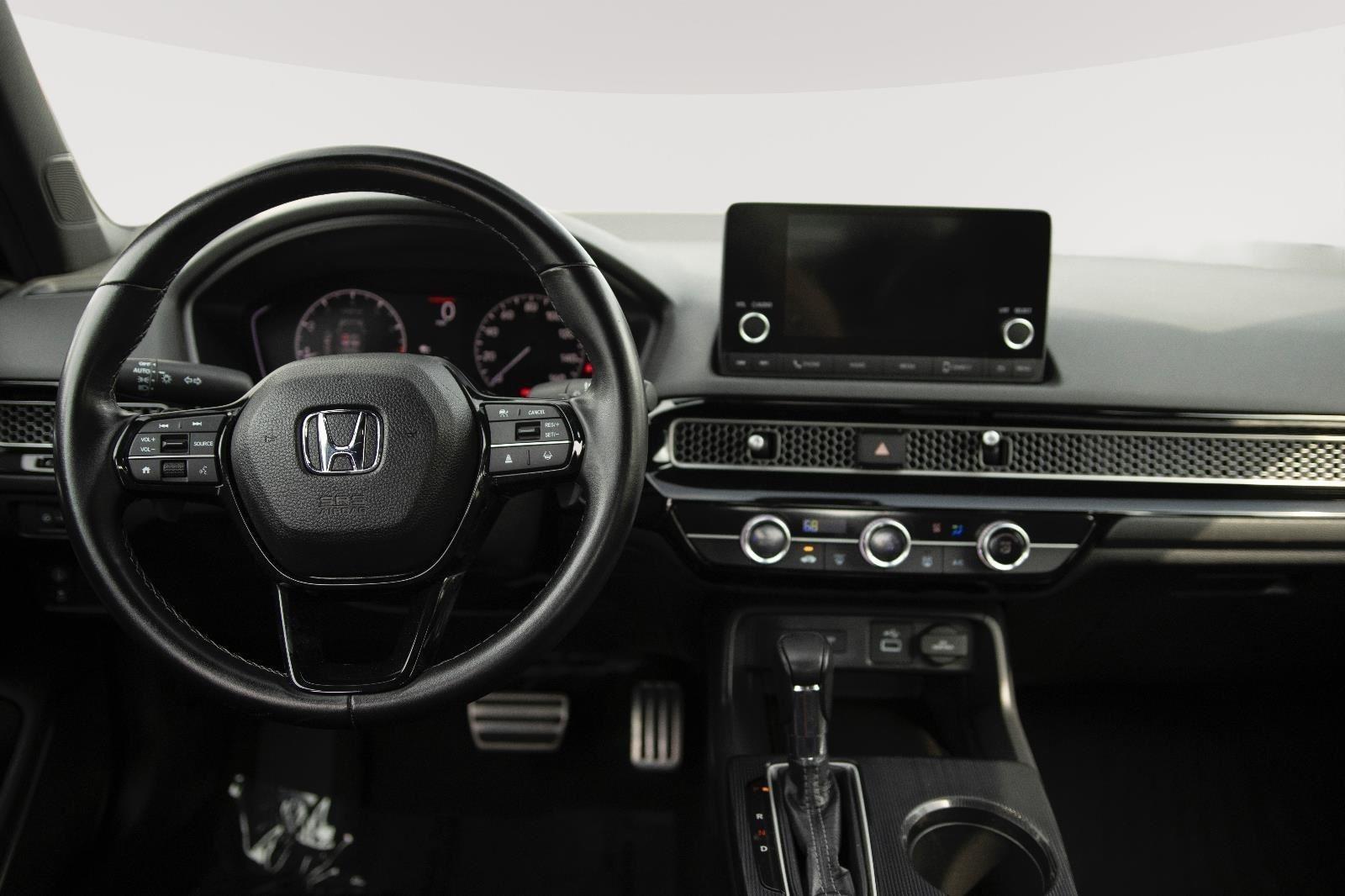 2022 Honda Civic Sport photo 3