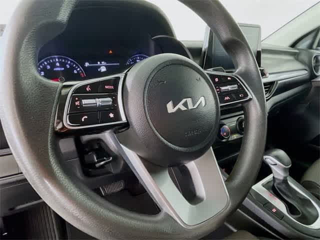 2023 Kia Forte LXS photo 13