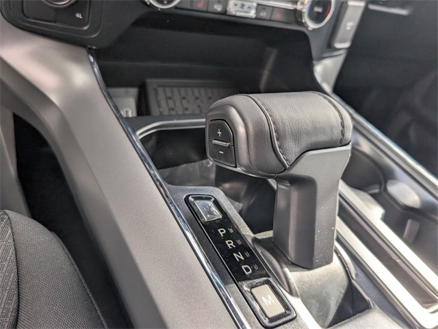 2025 Ford F-150 XLT photo 10