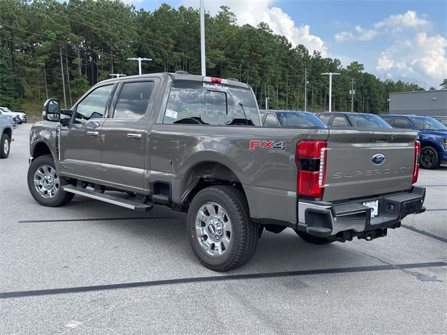 2026 Ford F-250 photo 2