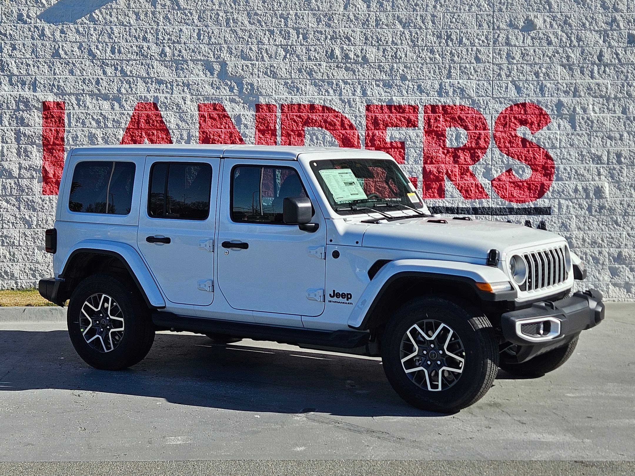2026 Jeep Wrangler 4-Door Sahara's photo