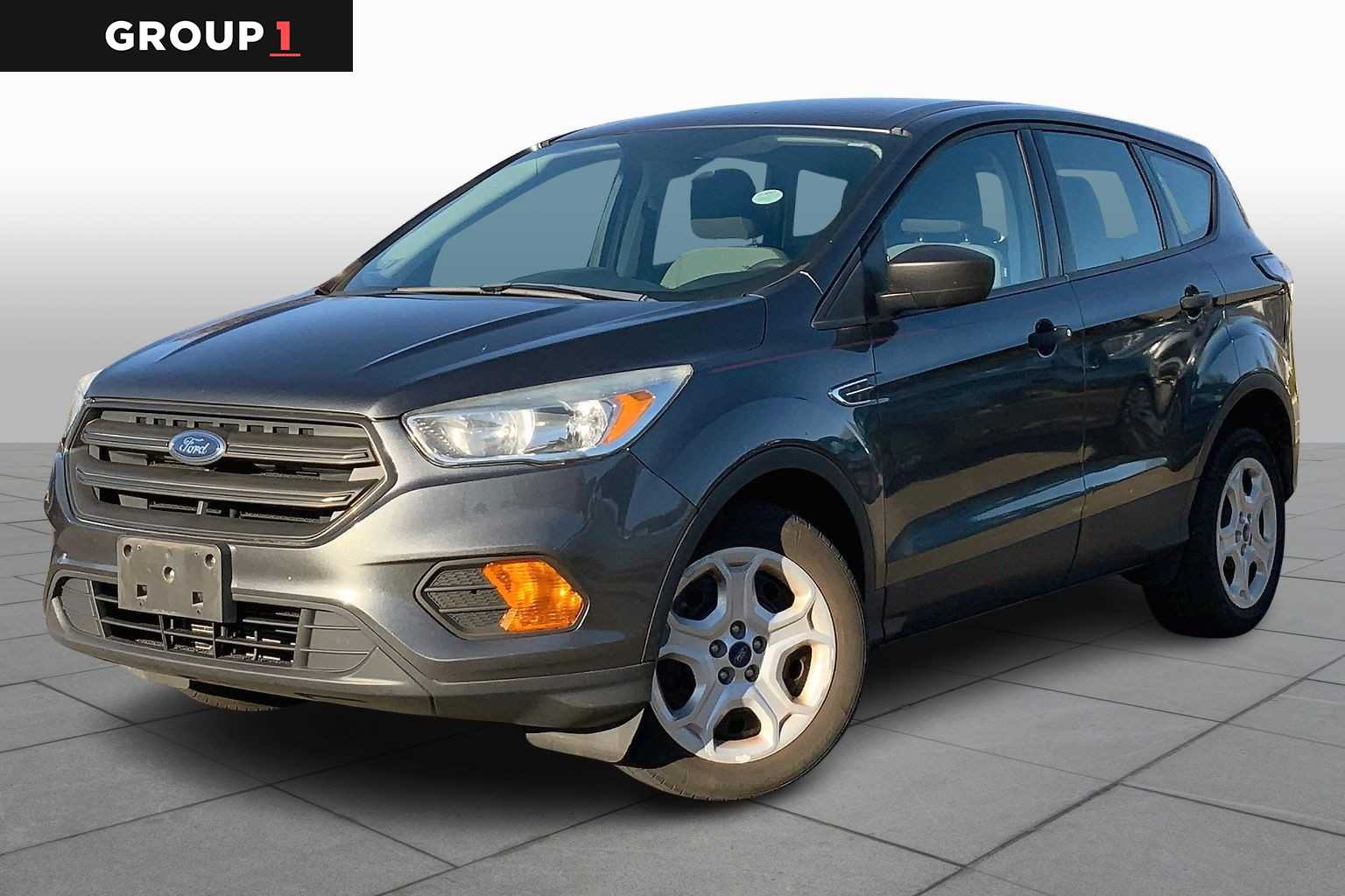 2017 Ford Escape S's photo