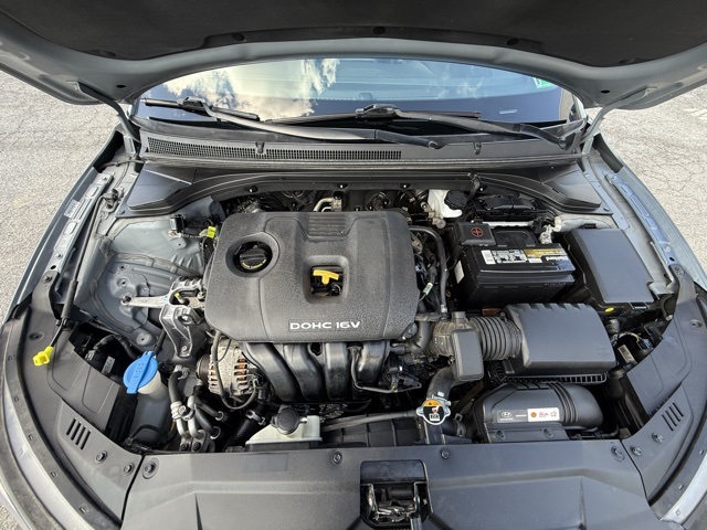 2020 Hyundai Veloster 2.0L Premium photo 10