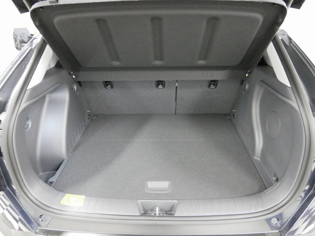 2026 Hyundai Kona Limited photo 4