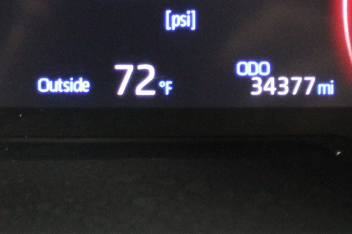 2024 Toyota RAV4 LE photo 2