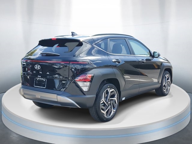 2026 Hyundai Kona SEL photo 4