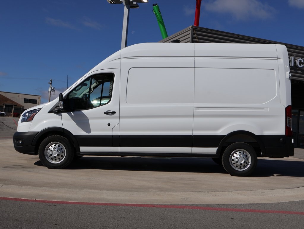 2026 Ford Transit Cargo photo 2