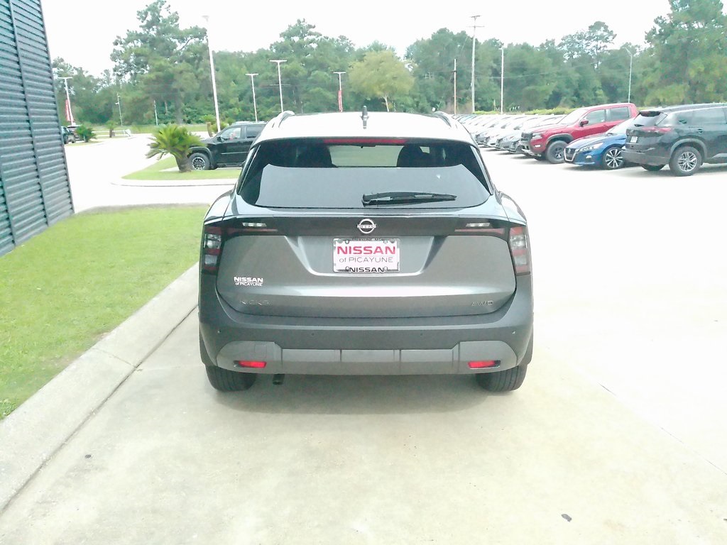 2025 Nissan Kicks SV photo 4