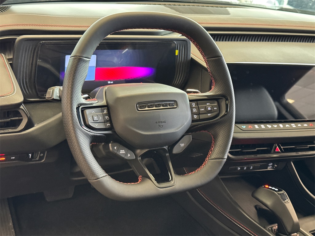 2025 Dodge Charger R/T photo 21