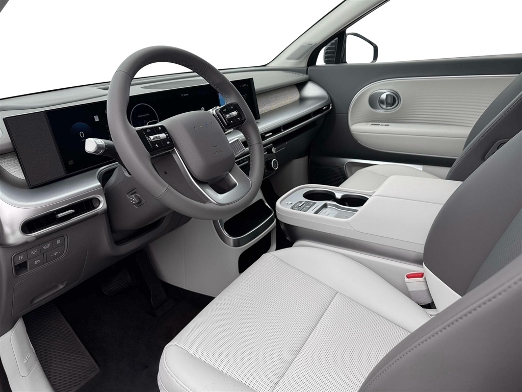 2026 Hyundai Ioniq Limited photo 14