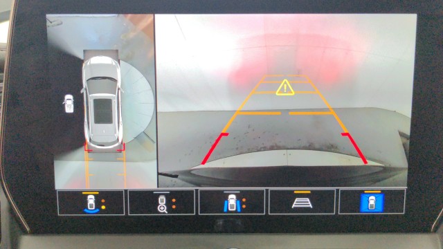 Used 2024 MOSAIC BLACK Chevrolet RS image 18