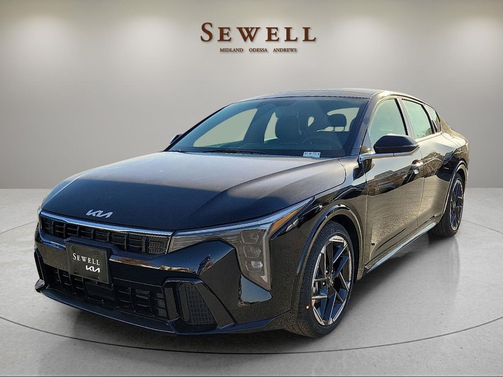 2025 Kia K4 GT-Line's photo