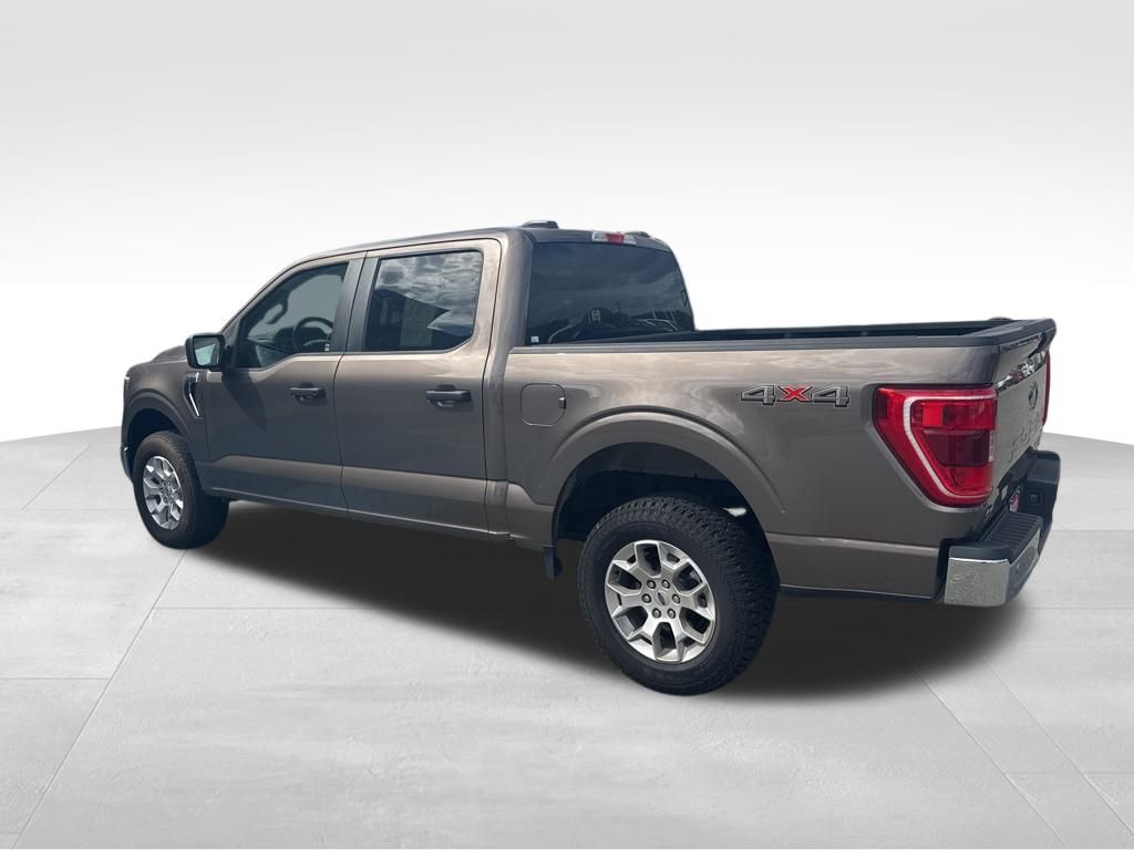 2023 Ford F-150 XLT photo 3