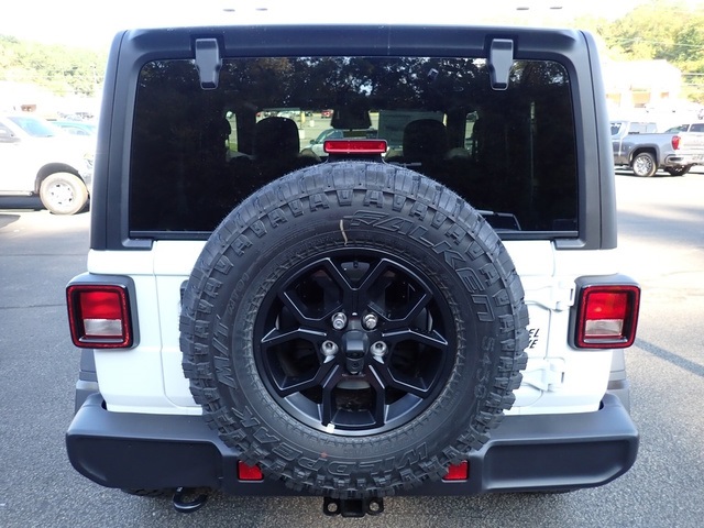 2025 Jeep Wrangler Willys photo 4