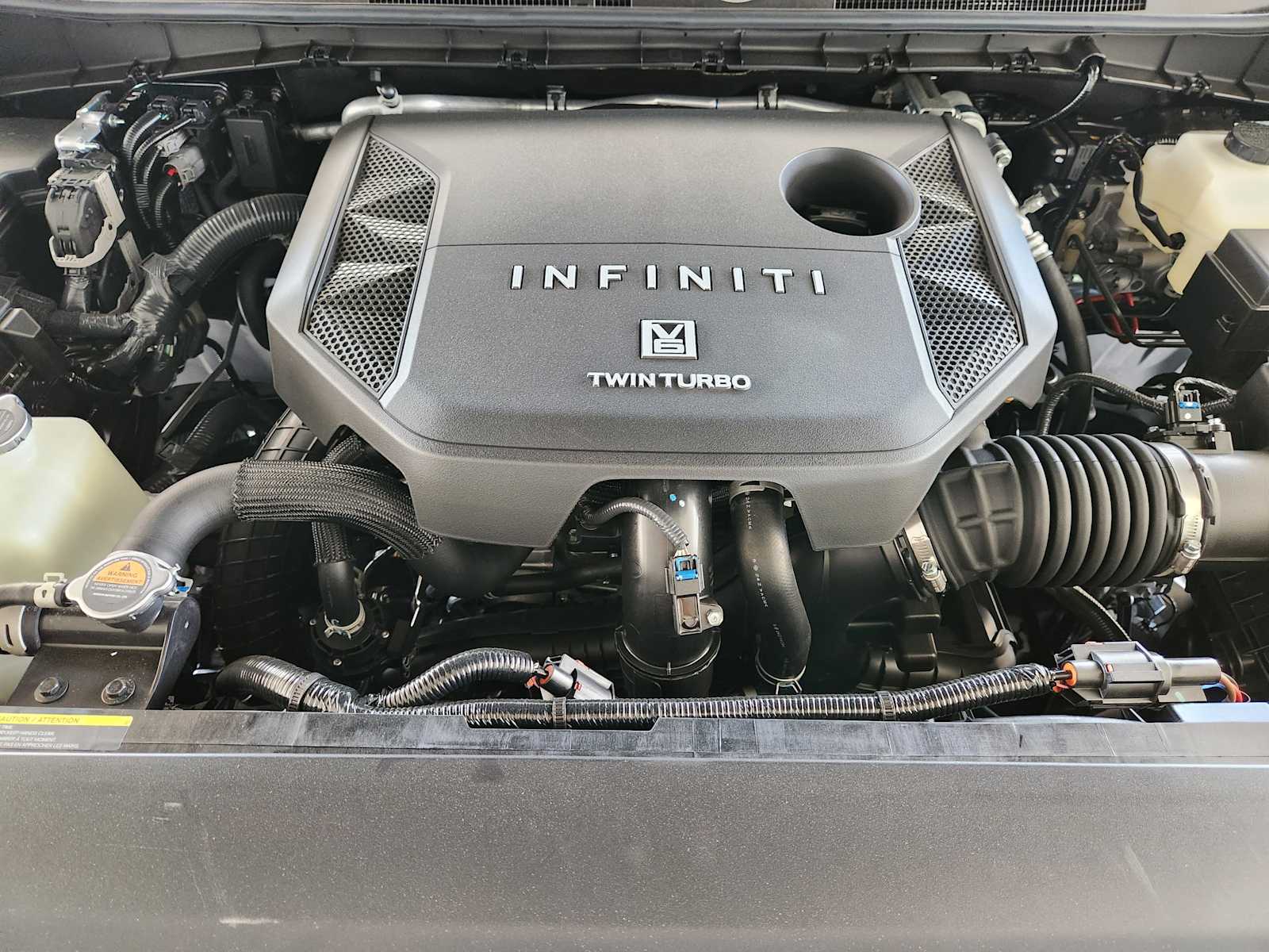 2025 Infiniti QX80 photo 23