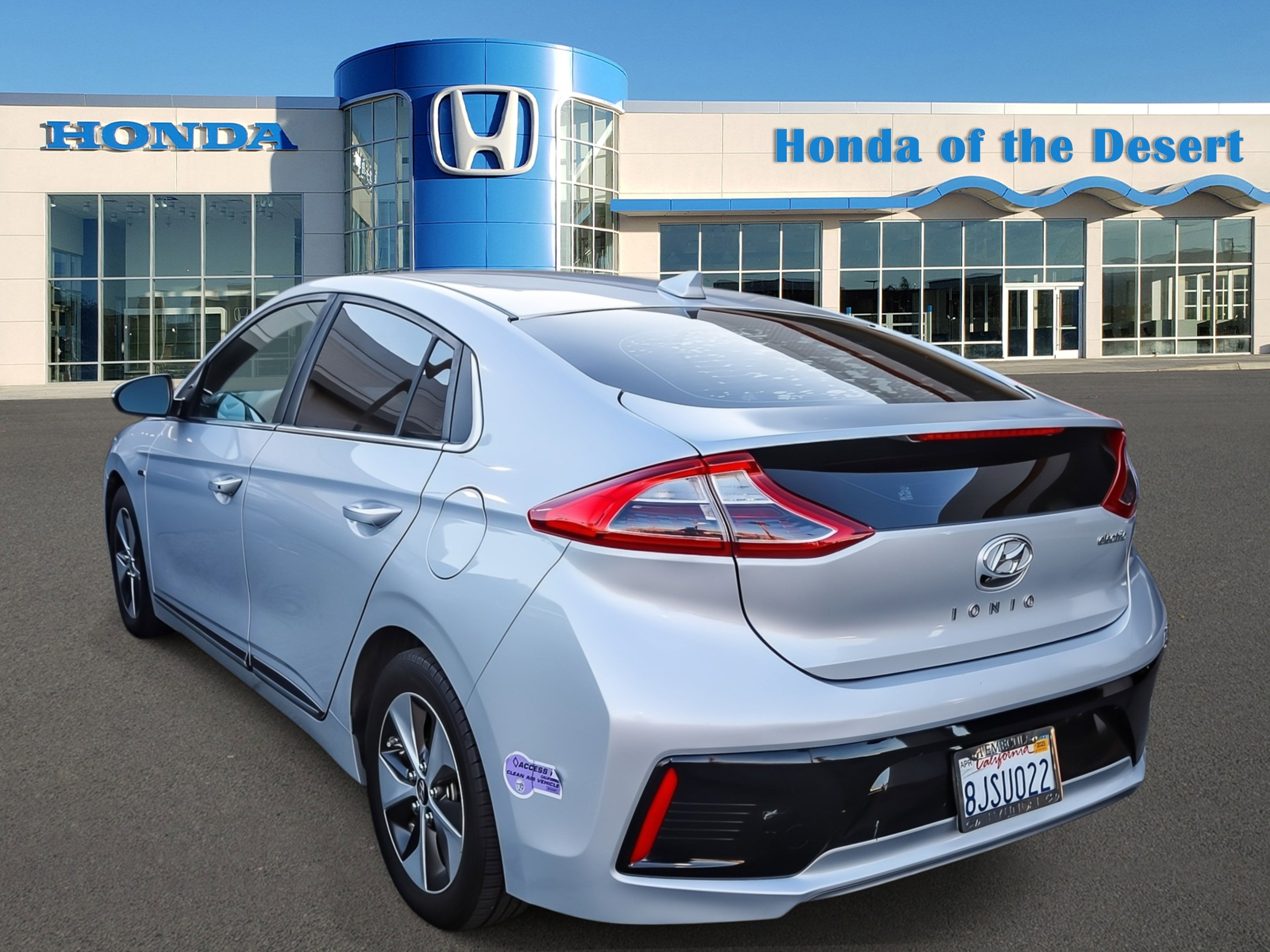 2019 Hyundai Ioniq Electric Limited photo 3