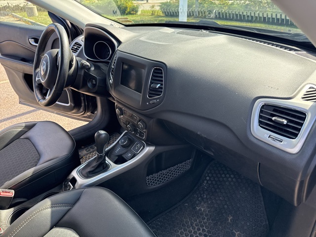 2019 Jeep Compass Latitude photo 19