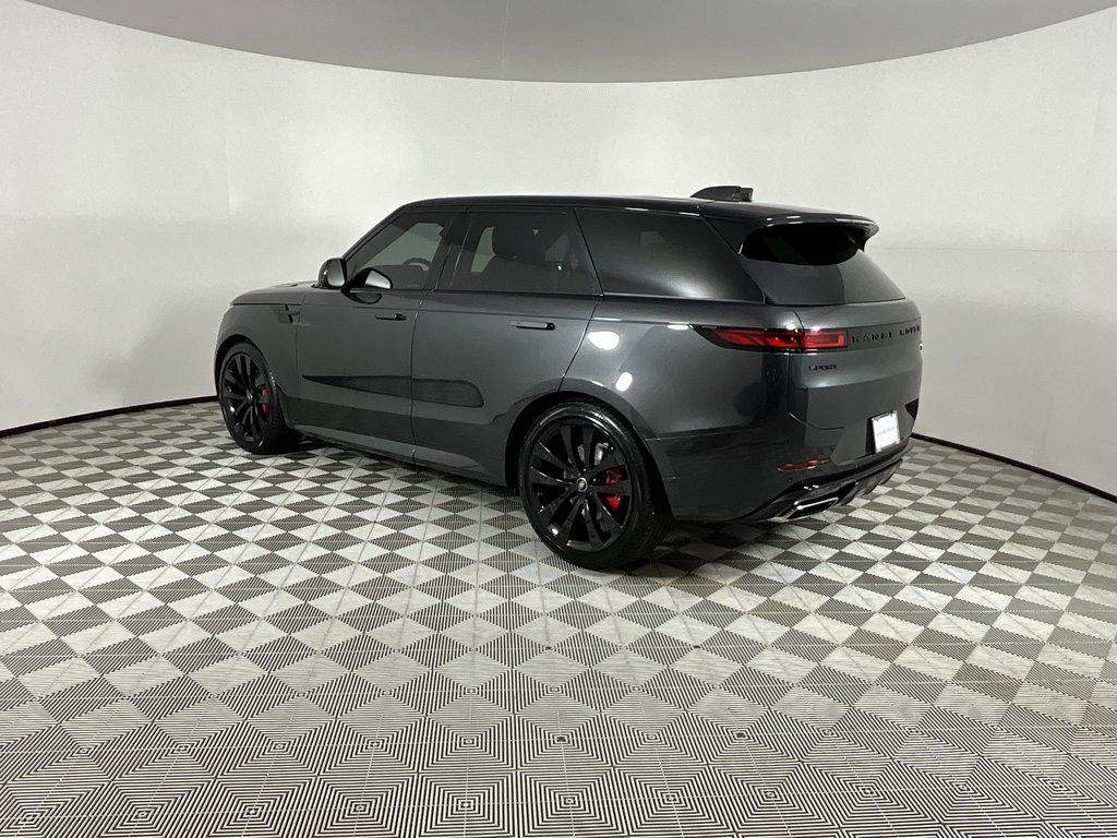2023 Land Rover Range Rover Sport SE photo 2