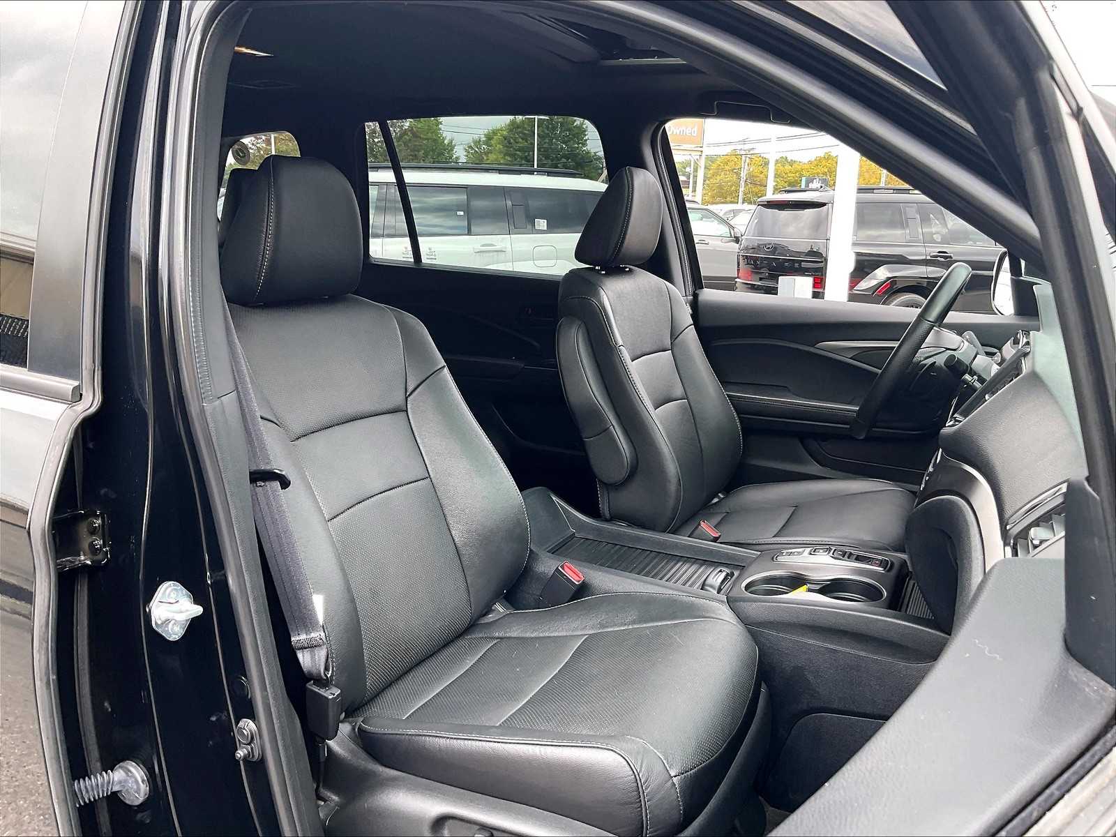 2023 Honda Passport EX-L photo 11
