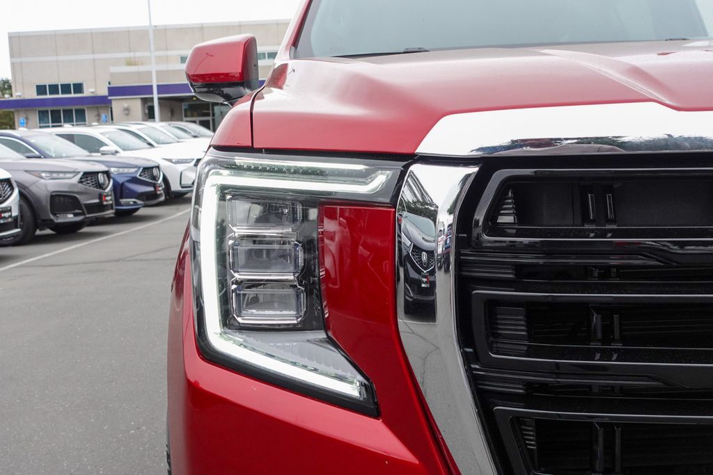 2021 Gmc Yukon SLE photo 4
