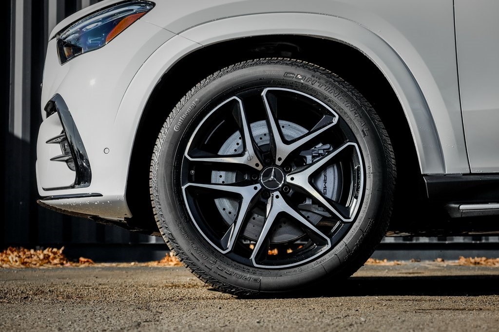 2026 Mercedes Benz GLE 53 AMG 4MATIC photo 3