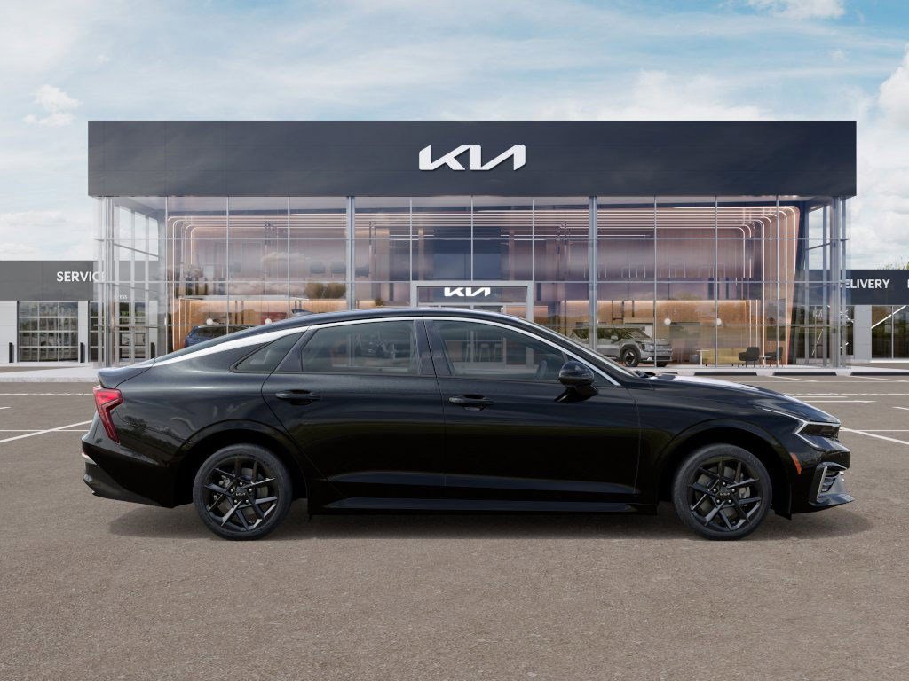 2026 Kia K5 LXS photo 6
