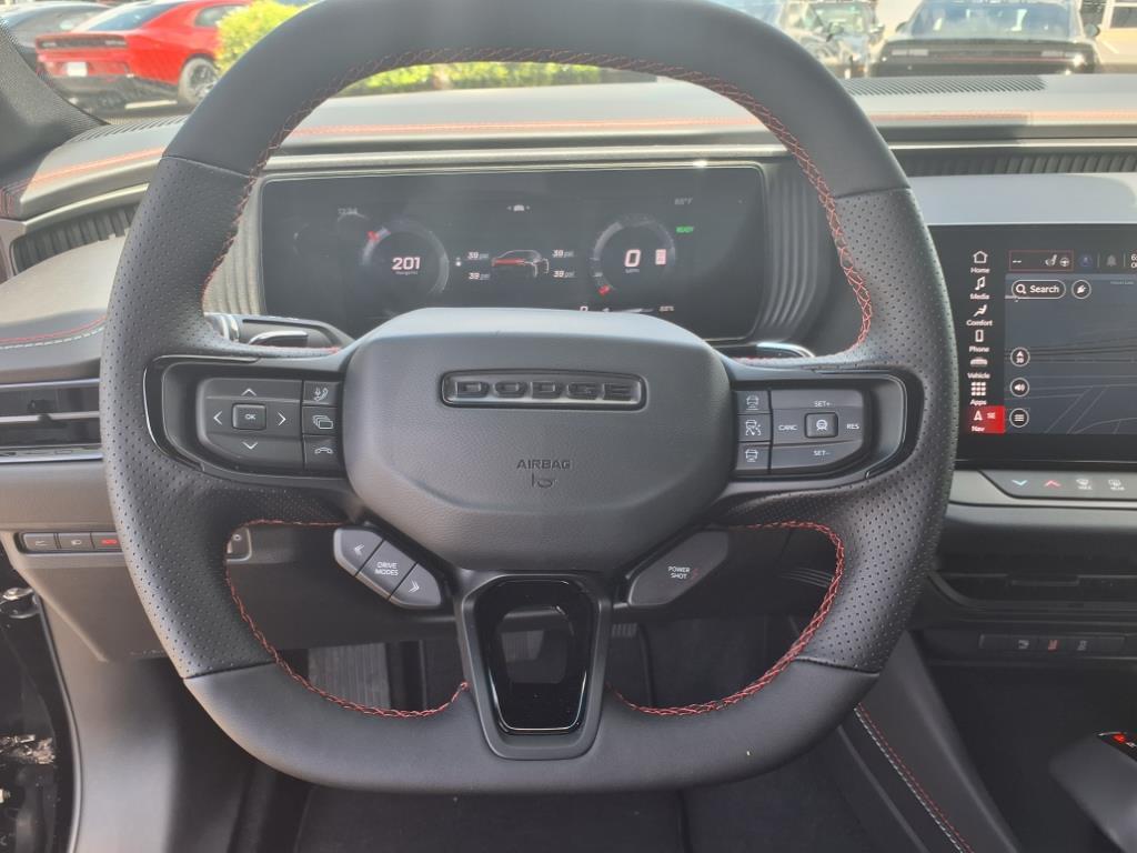 2025 Dodge Charger R/T photo 14