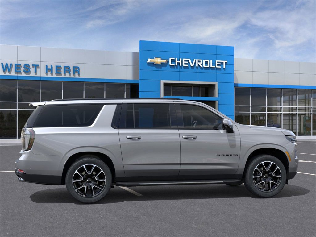2025 Chevrolet Suburban RST photo 3
