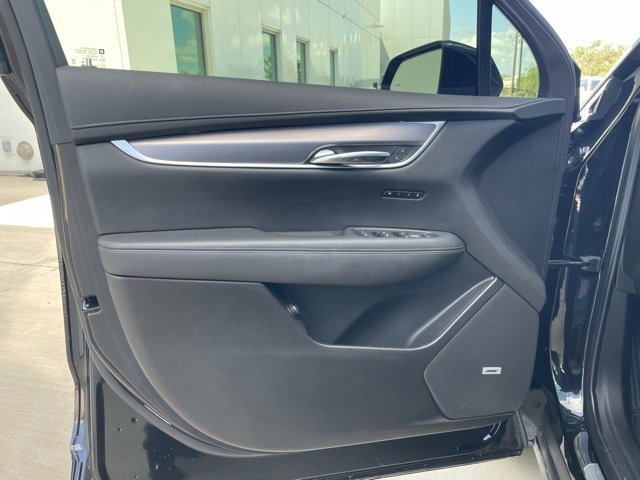 2024 Cadillac XT6 Luxury photo 7