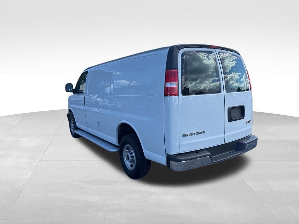 2023 Gmc Savana Cargo 2500 photo 3