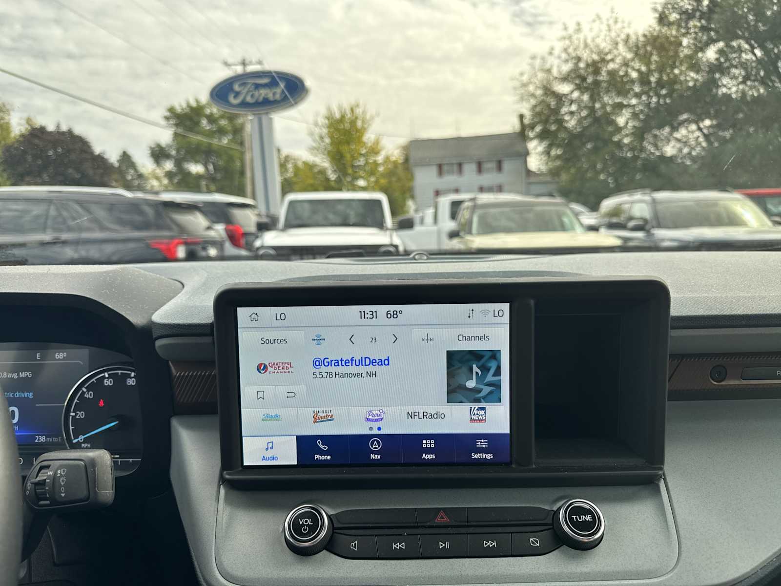 2023 Ford Maverick Lariat photo 29