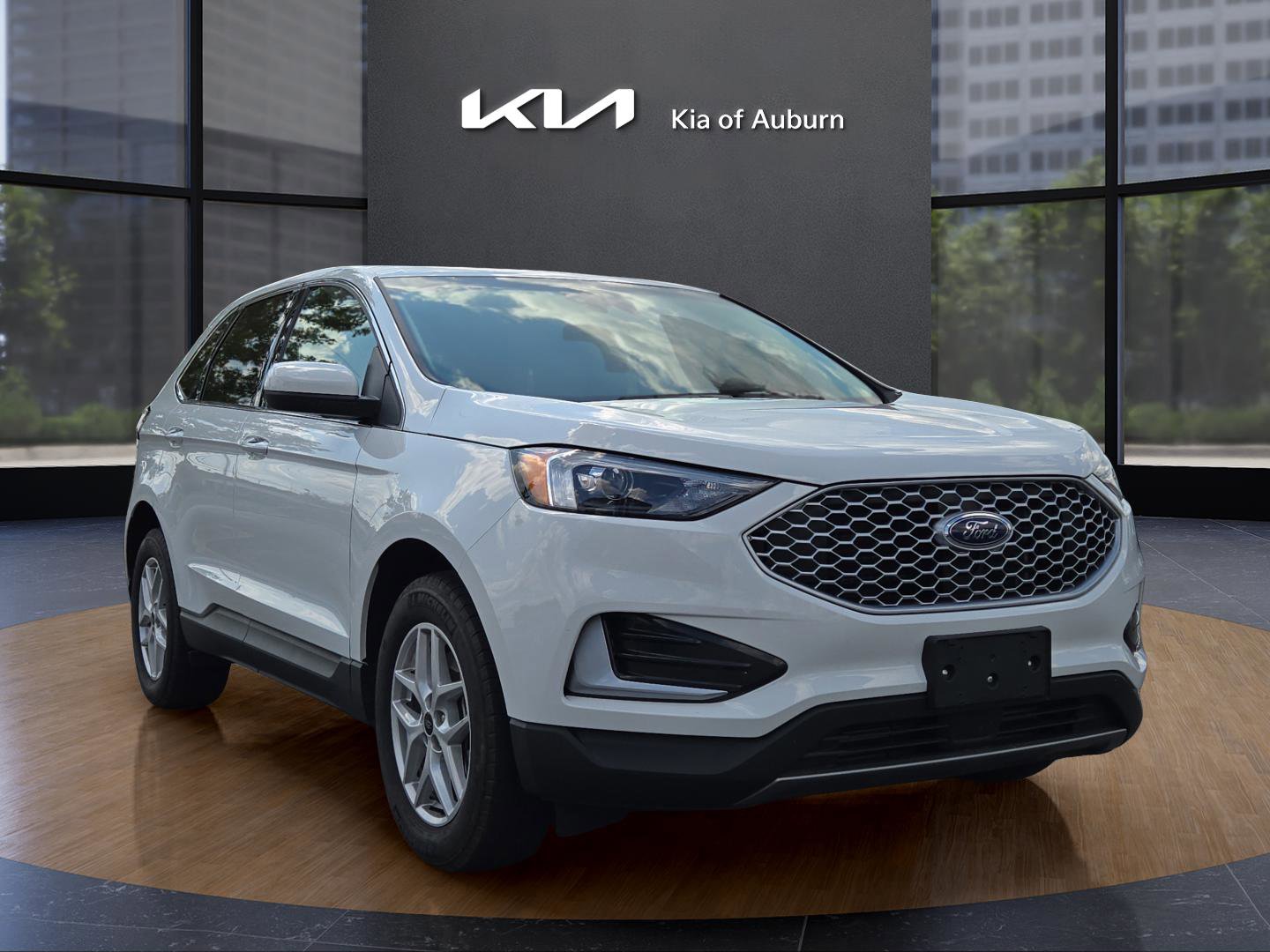 2024 Ford Edge SEL photo 4