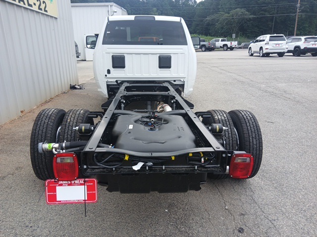 2026 Ram 3500 Tradesman photo 4