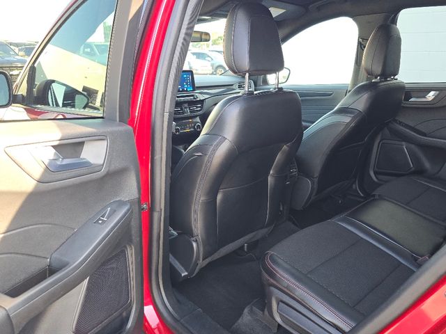 2024 Ford Escape ST-Line photo 13