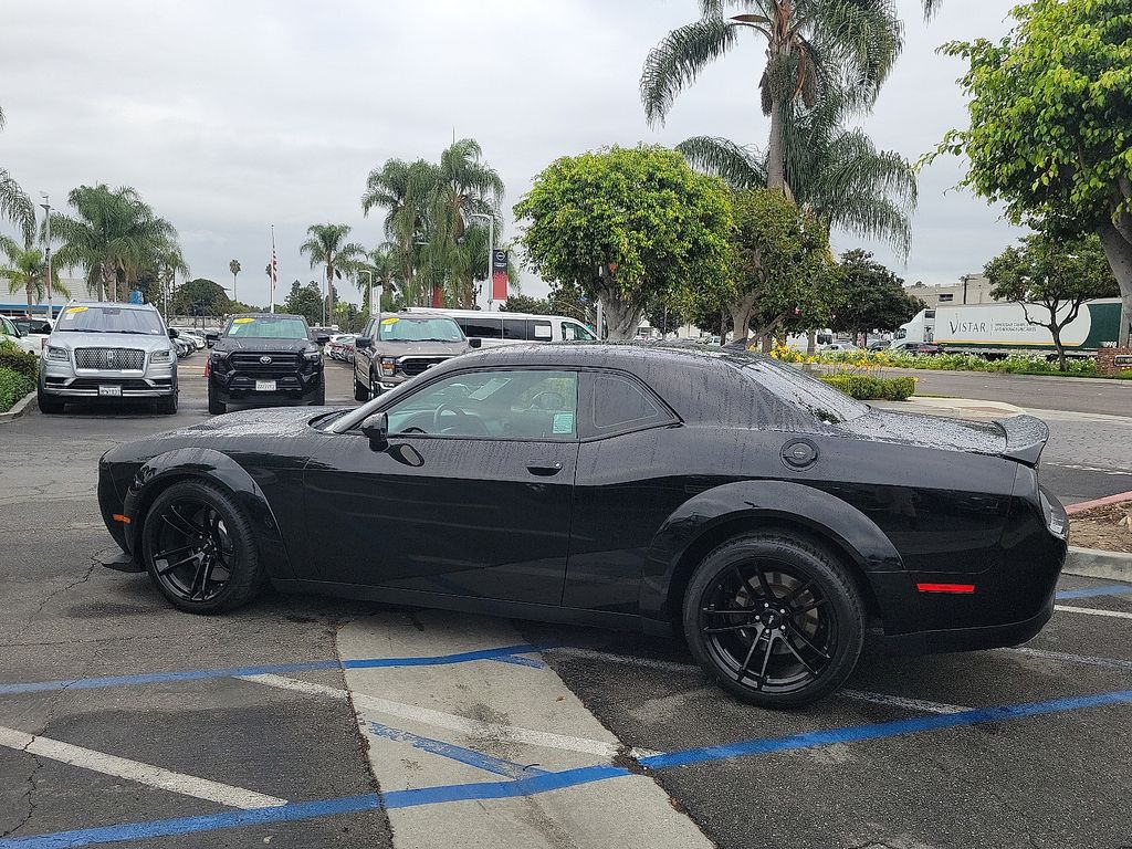 2022 Dodge Challenger R/T Scat Pack Widebody photo 22