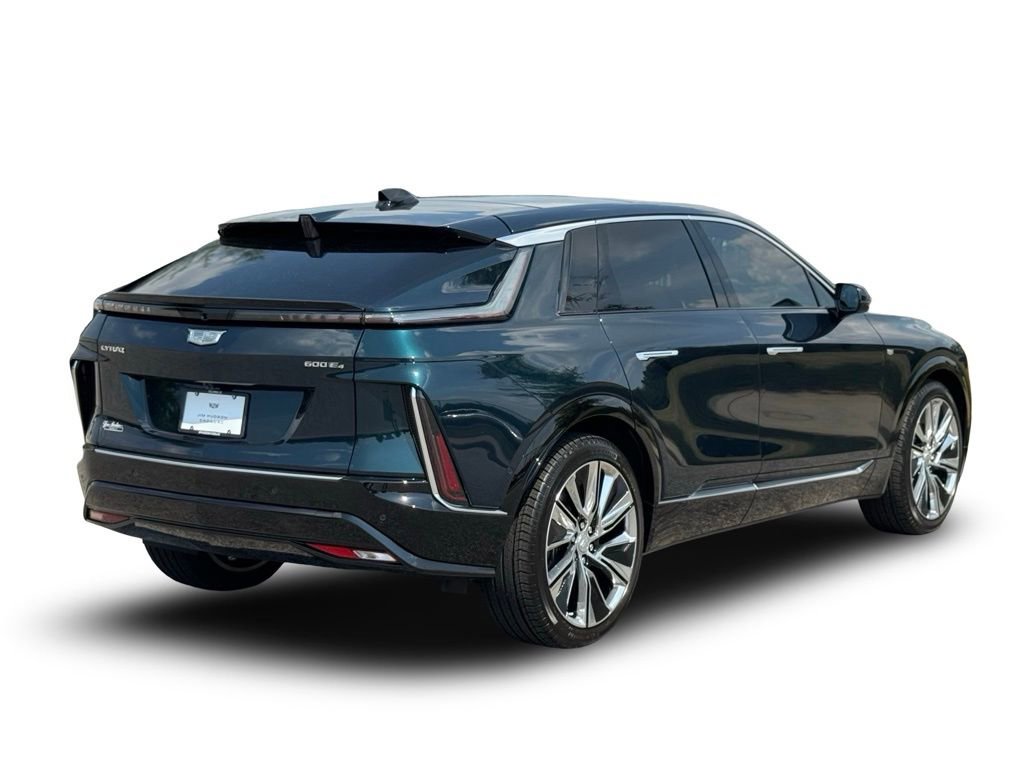 2025 Cadillac Lyriq Luxury photo 14