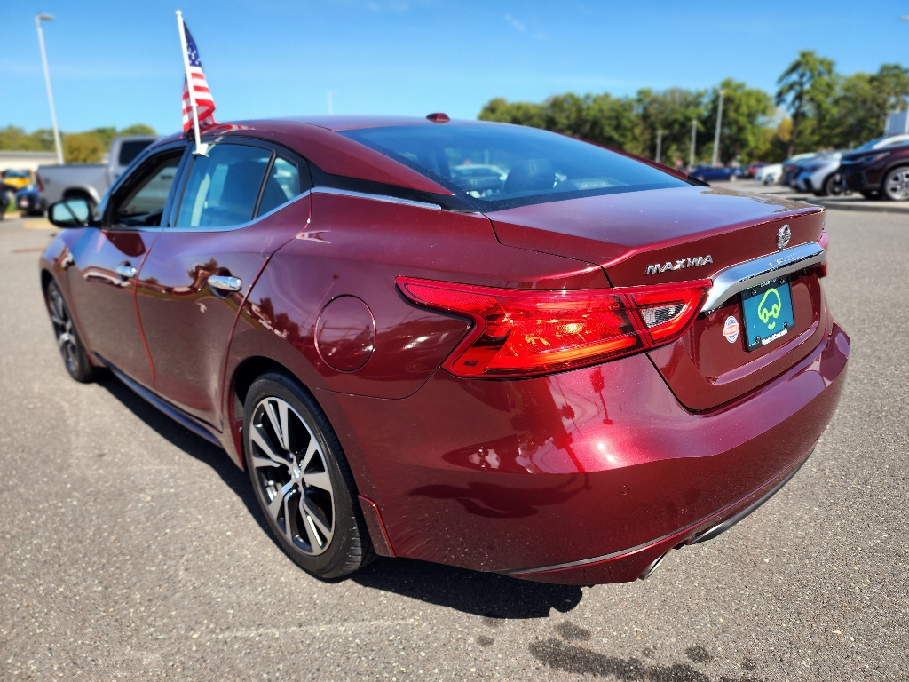 2017 Nissan Maxima SV photo 13