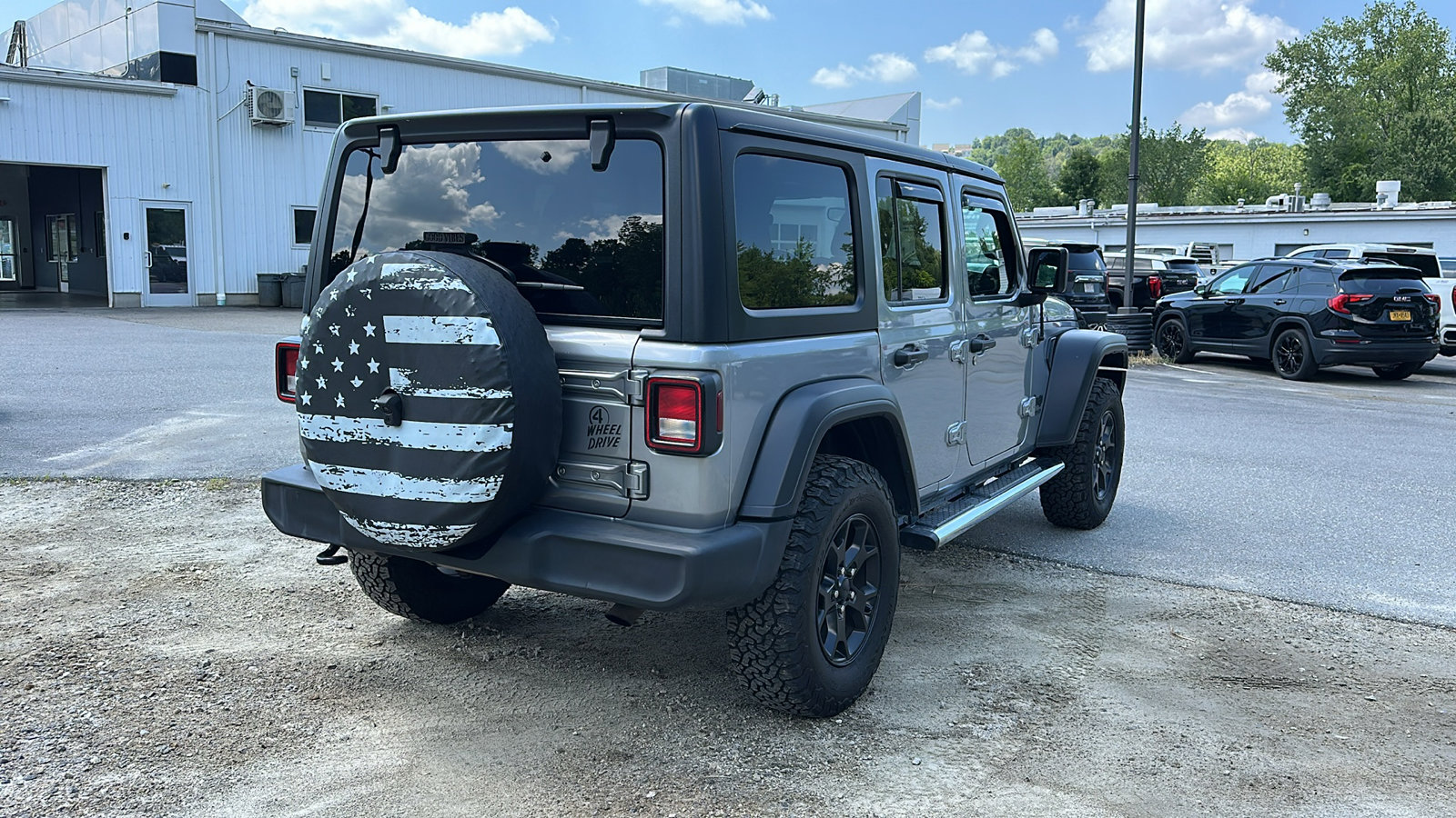 2020 Jeep Wrangler Unlimited Willys photo 4