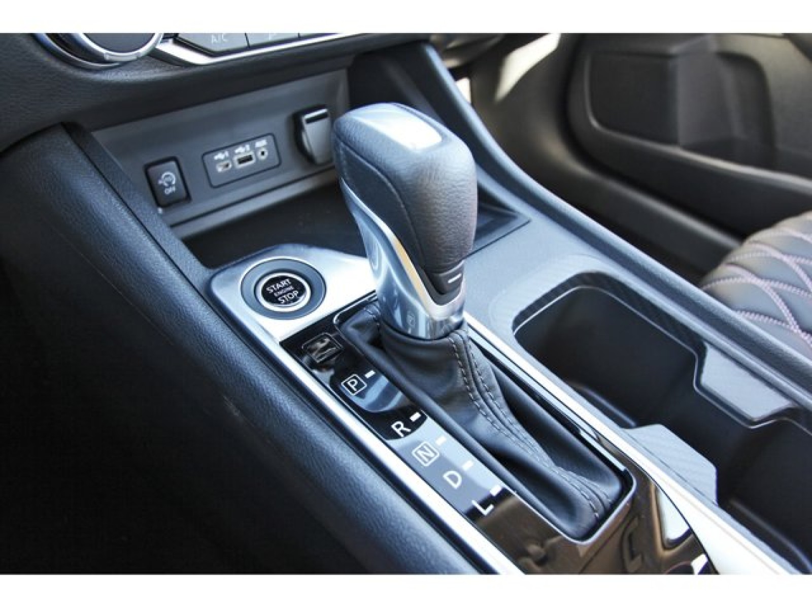 2025 Nissan Sentra SV Black at Robbins Nissan