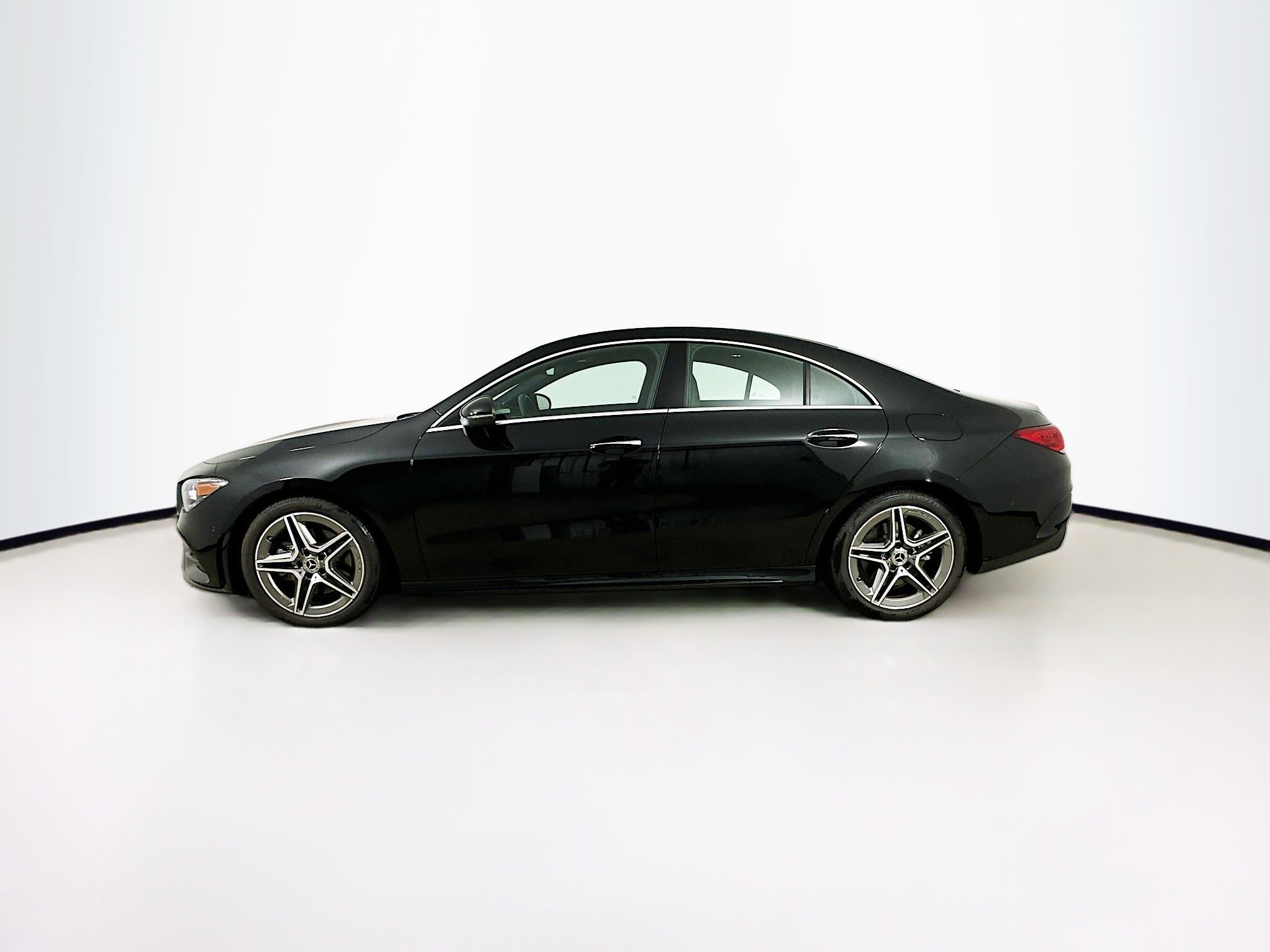 2023 Mercedes Benz CLA 250 4MATIC photo 4